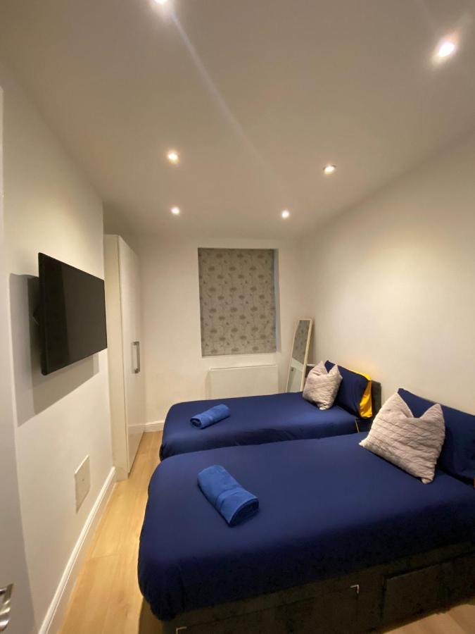 Elegant 2 Bed Flat In Chiswick Apartment ลอนดอน ภายนอก รูปภาพ